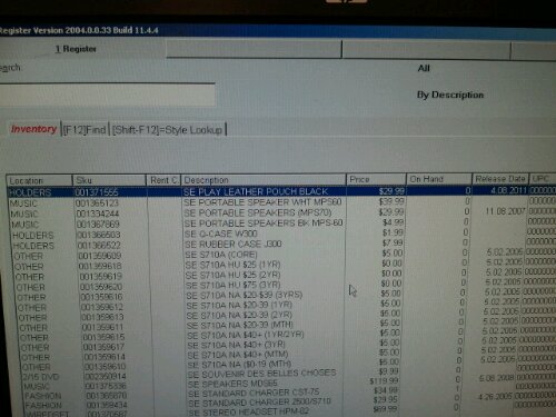 Sony Xperia Play and Arc accessories start showing up in Rogers systems